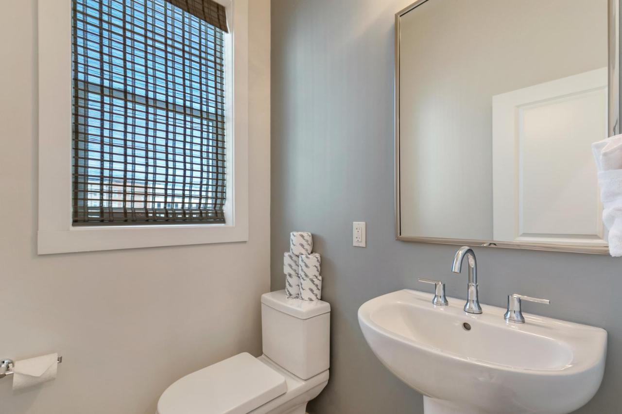 Modern 4Br Townhouse In Bienville Villas Nova Orleães Exterior foto